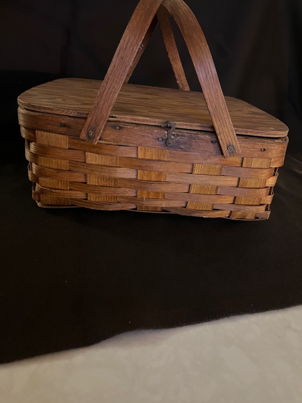 Antique Splitwood Pie Basket / Picnic Basket - Picture 5 of 11